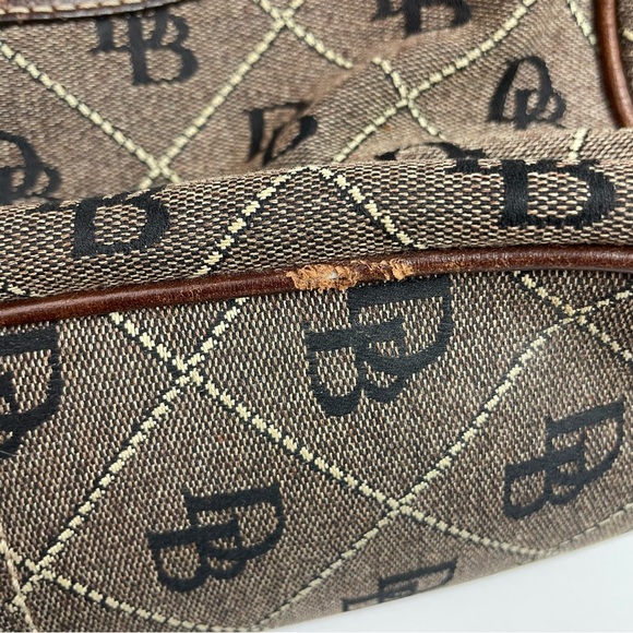 Dooney & Bourke Classic Leather Cloth DB Logo Purse 🍁 - Picture 11 of 11